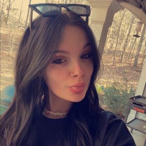 Meet your Posher, Kaylin